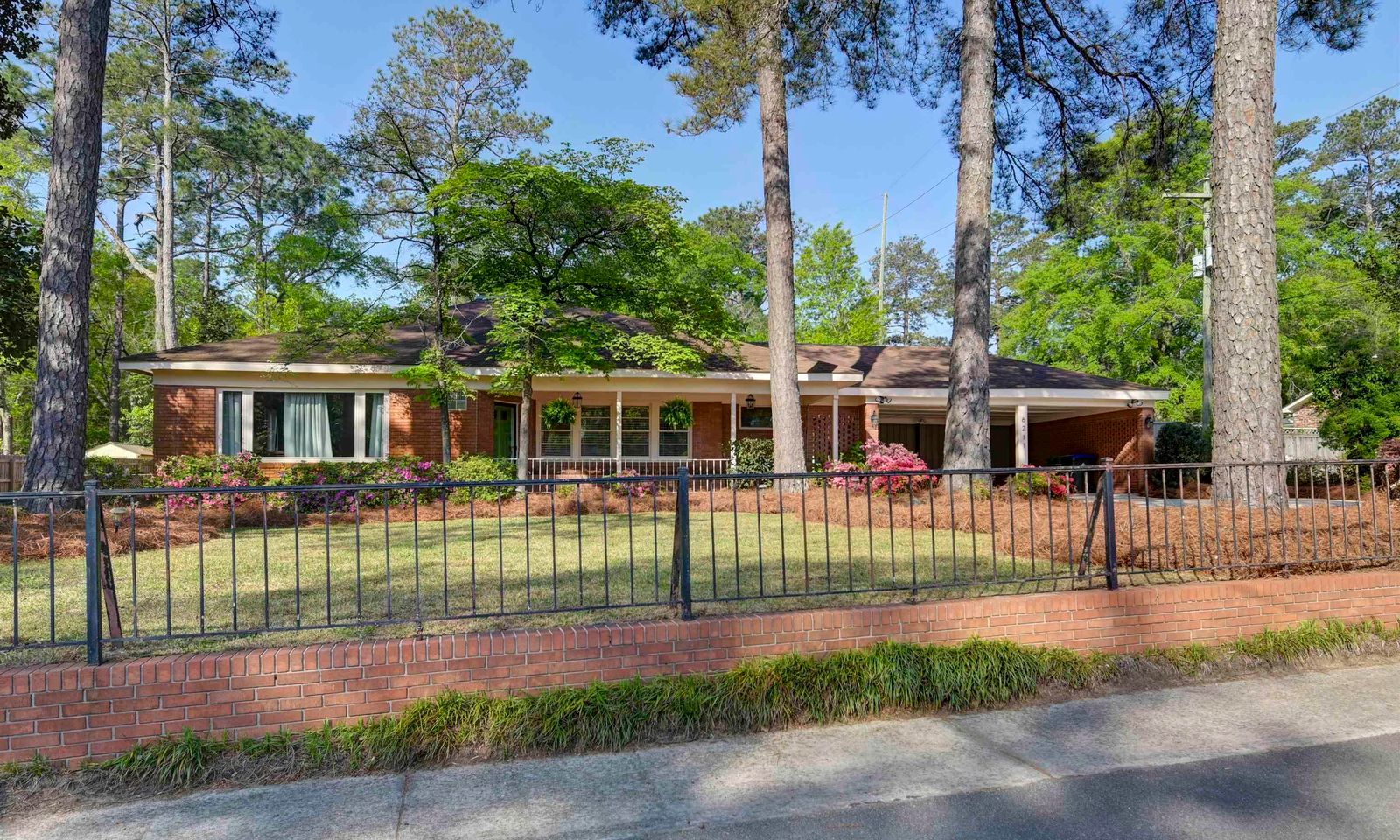 Property image 2 at 6211 Satchelford Road, Forest Acres, SC 29206-1513