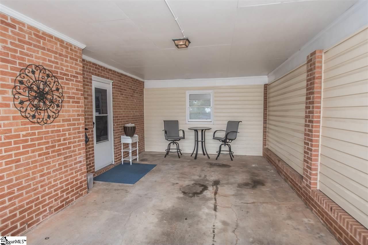 Property image 4 at 216 Bentwood Drive, Piedmont, SC 29673