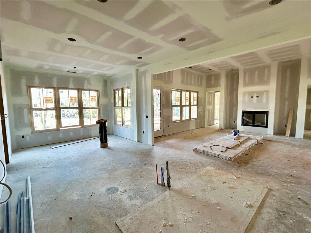 Property image 4 at 102 Roslyn Drive, Clemson, SC 29631