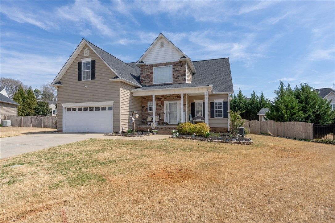 Property image 2 at 39 Santee Court, Simpsonville, SC 29680