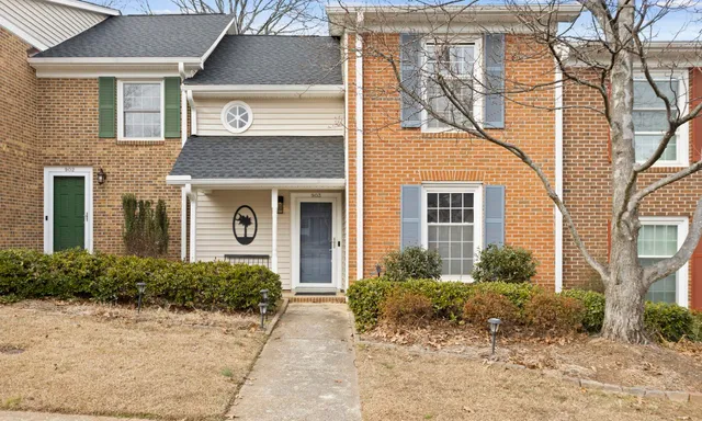 903 Wenwood Circle