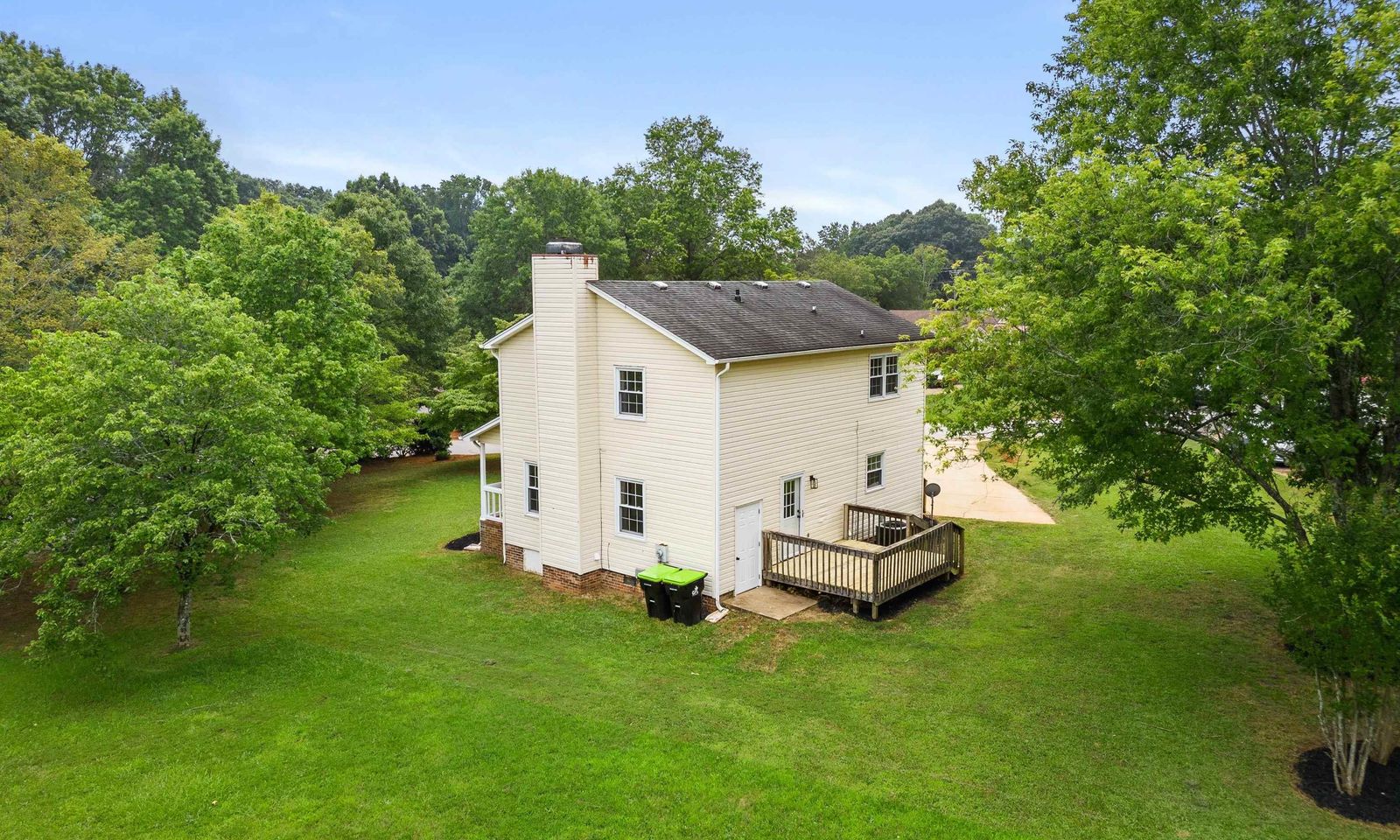 Property image 2 at 201 Laurel Tree Lane, Simpsonville, SC 29681