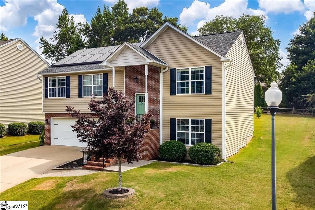 Property image 2 at 34 Spring Fellow Lane, Taylors, SC 29687-1714