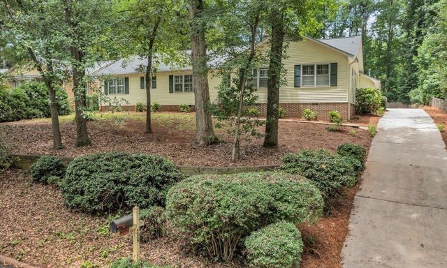 402 Foxcroft Road