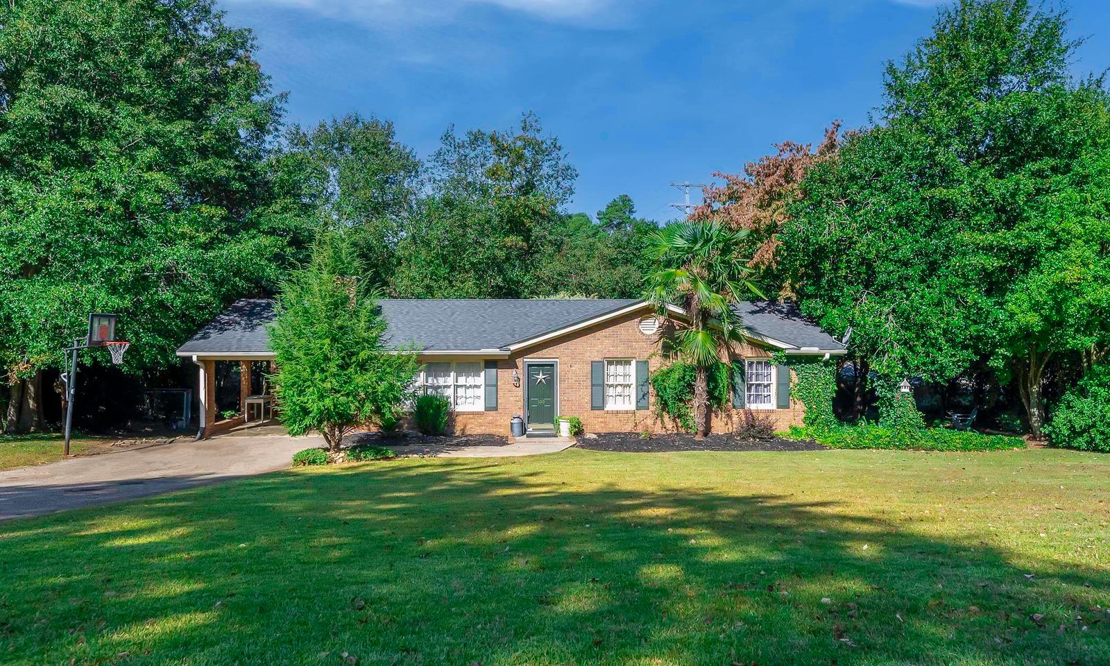 Property image 1 at 100 Eisenhower Street, Easley, SC 29642