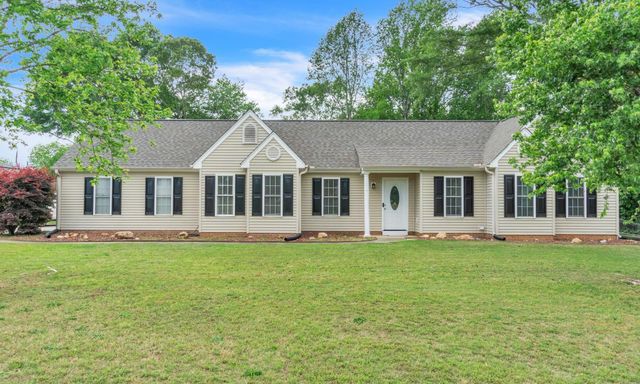 105 Ascot Drive