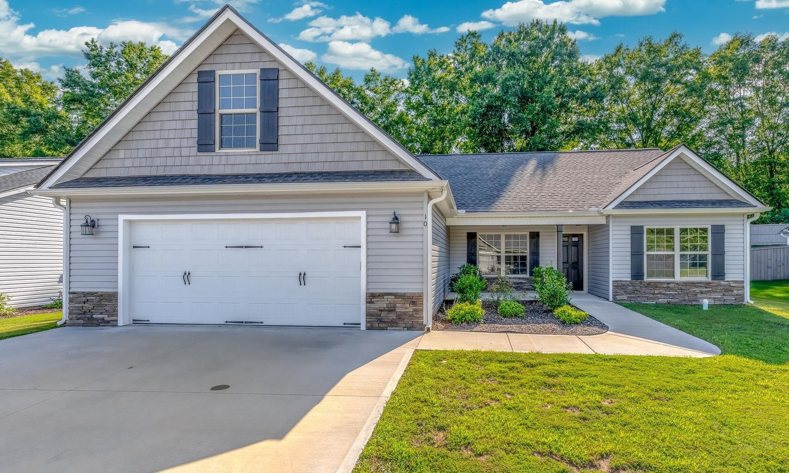 Property image 1 at 10 Lockeland Park Drive, Simpsonville, SC 29681