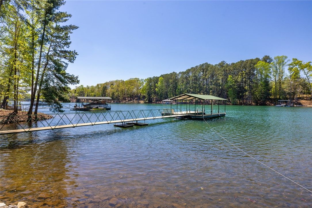 Property image 4 at 208 Shoreline Drive, Seneca, SC 29672