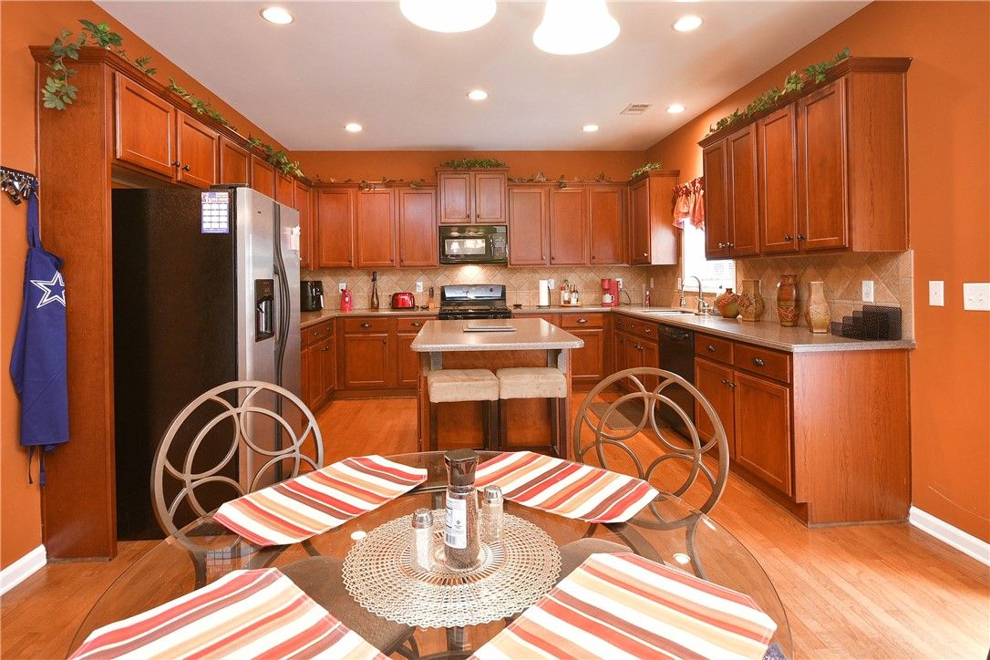 Property image 5 at 19 Lynell Place, Greenville, SC 29607