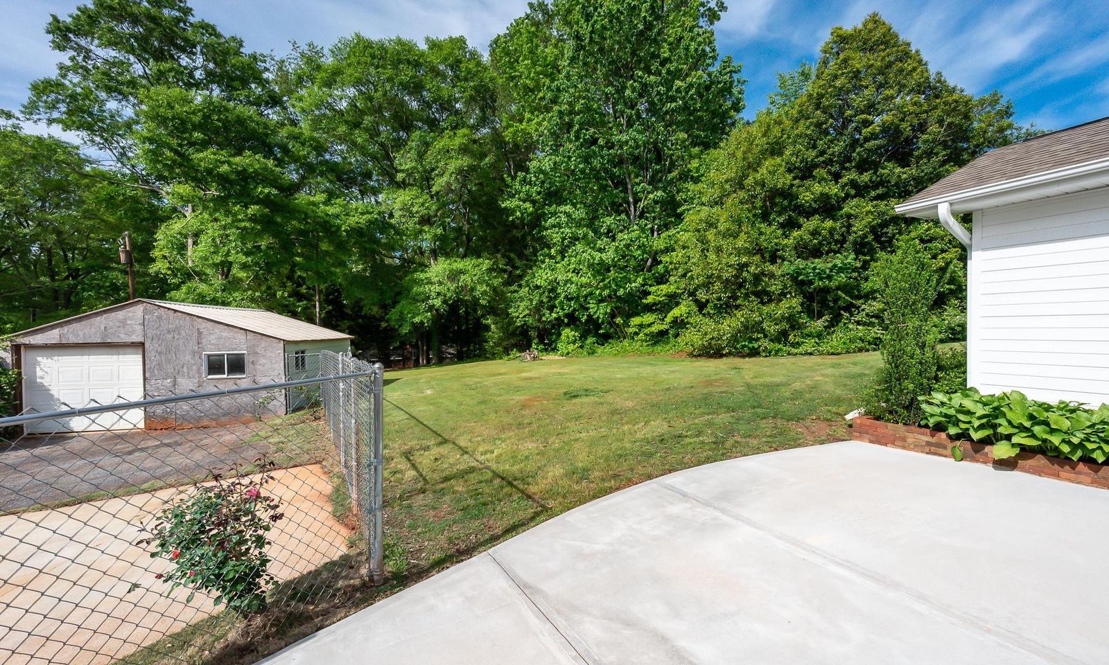 Property image 5 at 120 Knollview Drive, Greenville, SC 29611