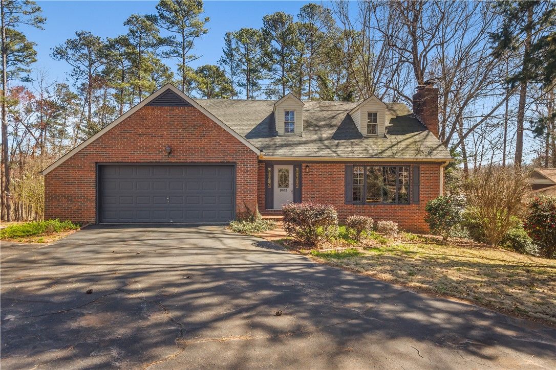1003 Summer Place