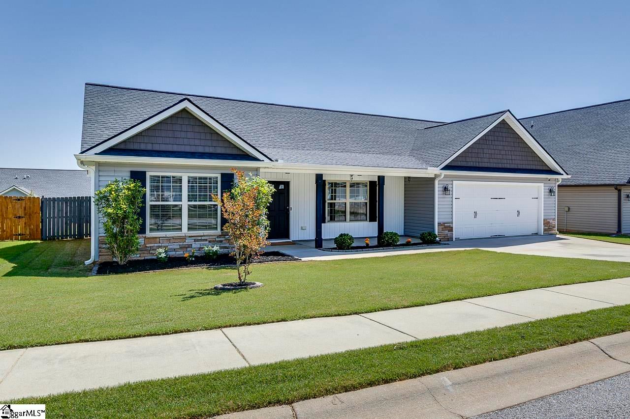 Property image 2 at 229 Lockeland Park Drive, Simpsonville, SC 29681