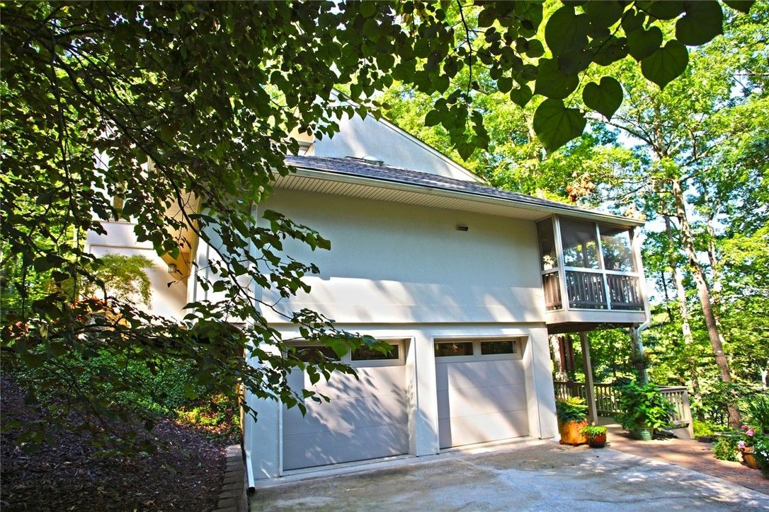 Property image 2 at 307 Harbor Drive, Seneca, SC 29672