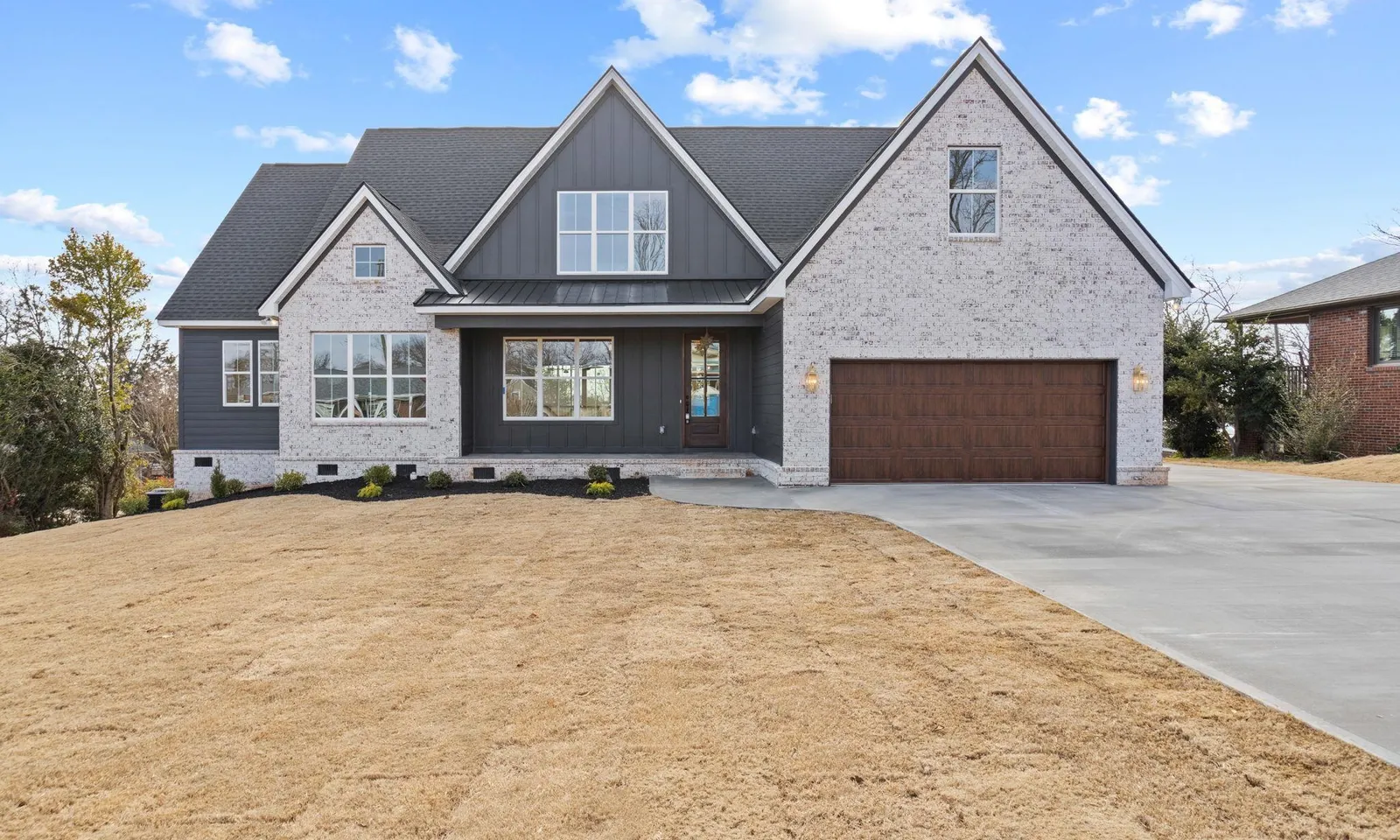 Burgiss Hills, Greer Community