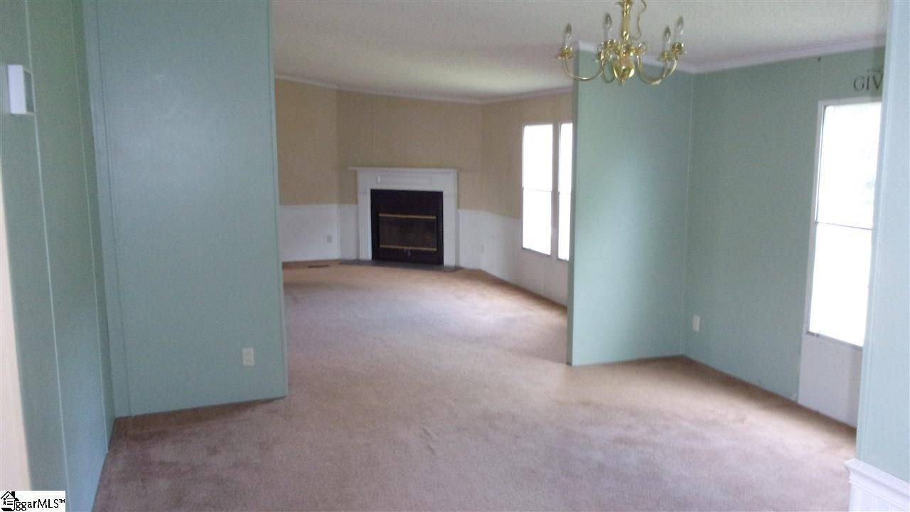 Property image 4 at 116 Sterling Bridge Road, Greenville, SC 29611