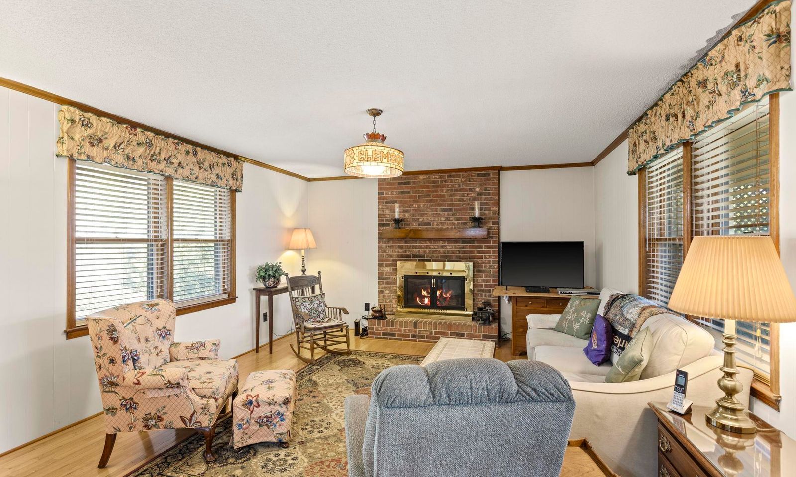 Property image 4 at 220 Shannon Lake Circle, Greenville, SC 29615