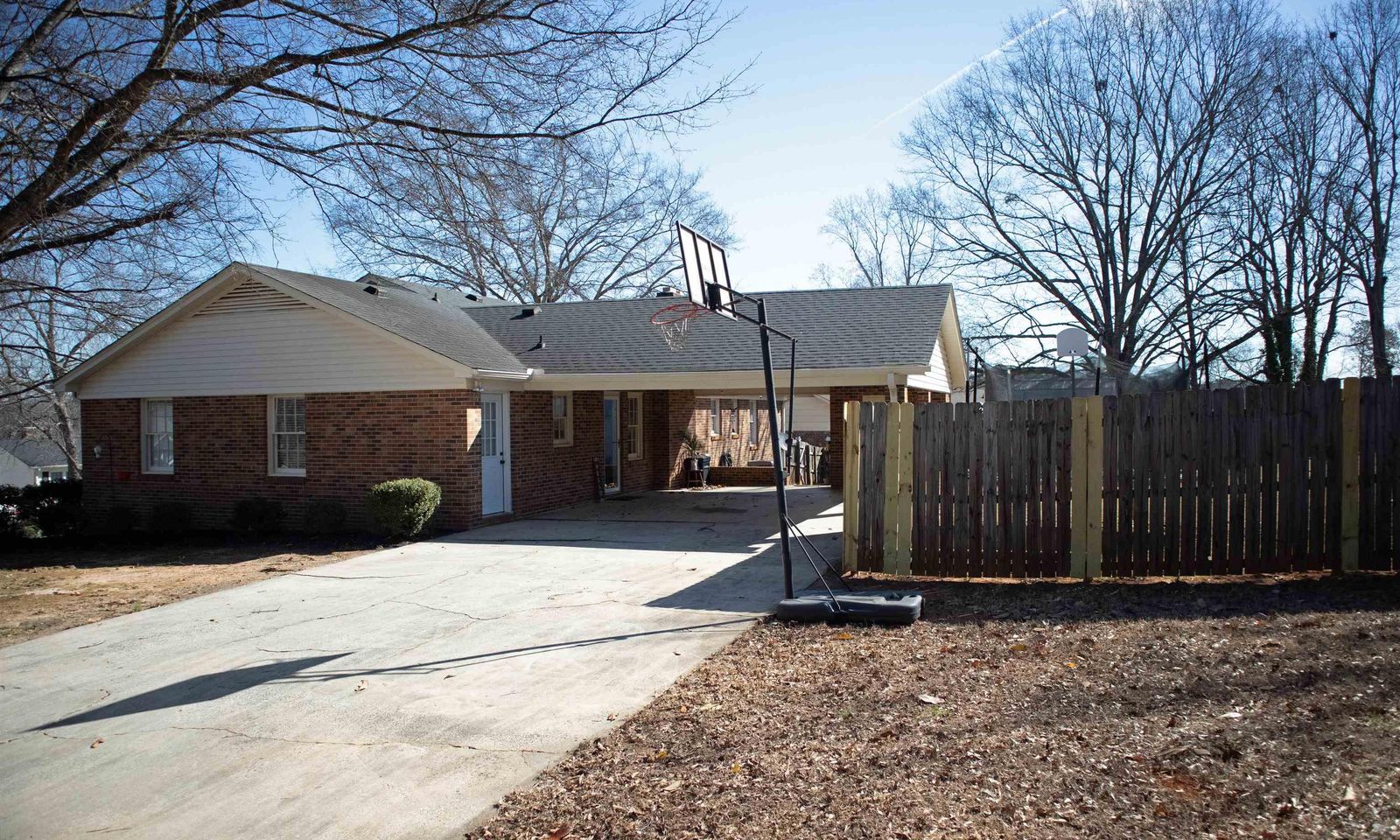 Property image 2 at 142 Oak Park Drive, Mauldin, SC 29662