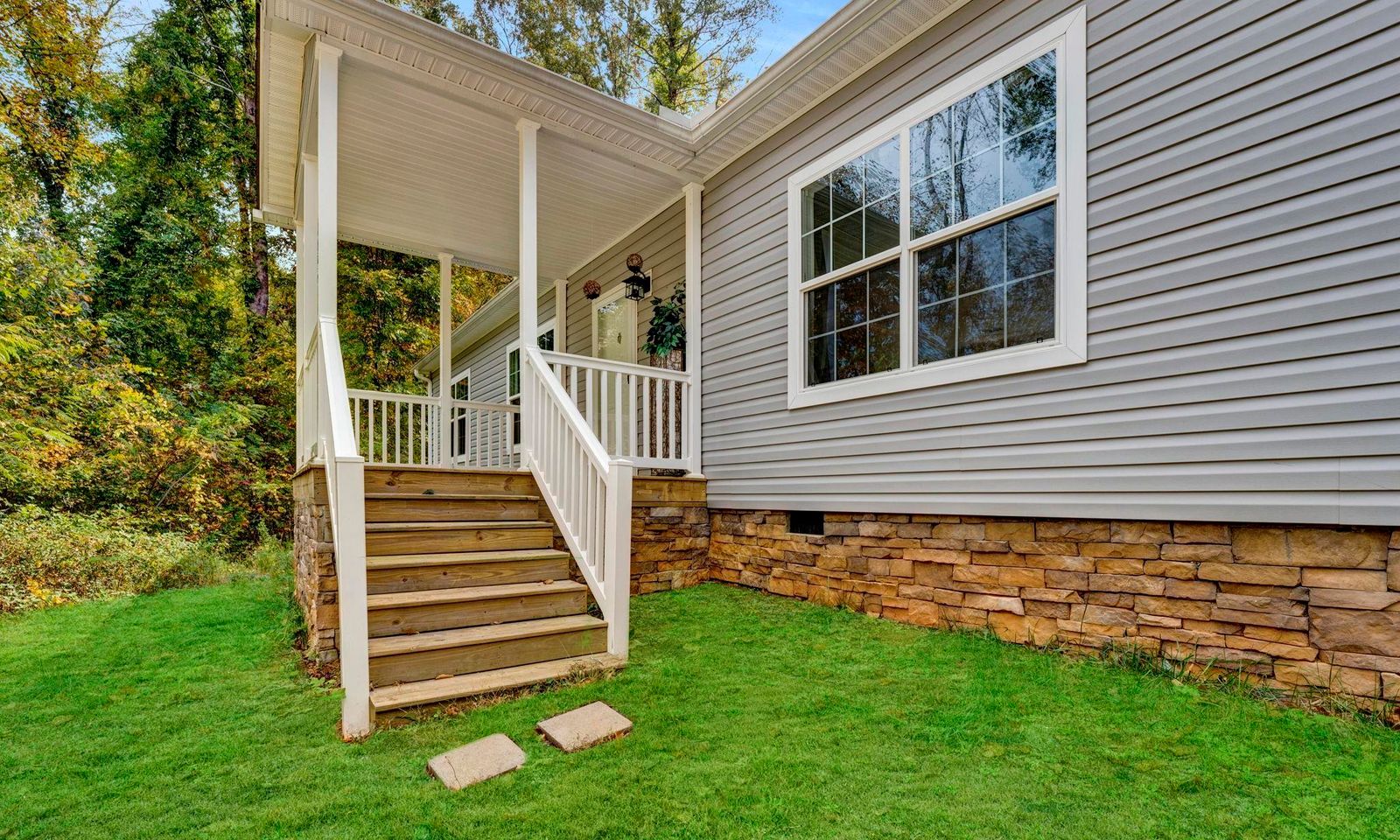 Property image 3 at 417 Indian Trail, Taylors, SC 28687-4939