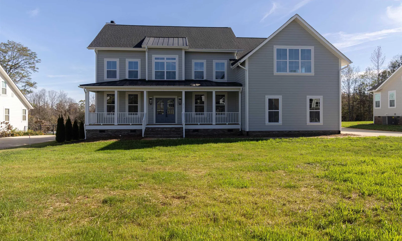 Saddlehorn, Pelzer Community