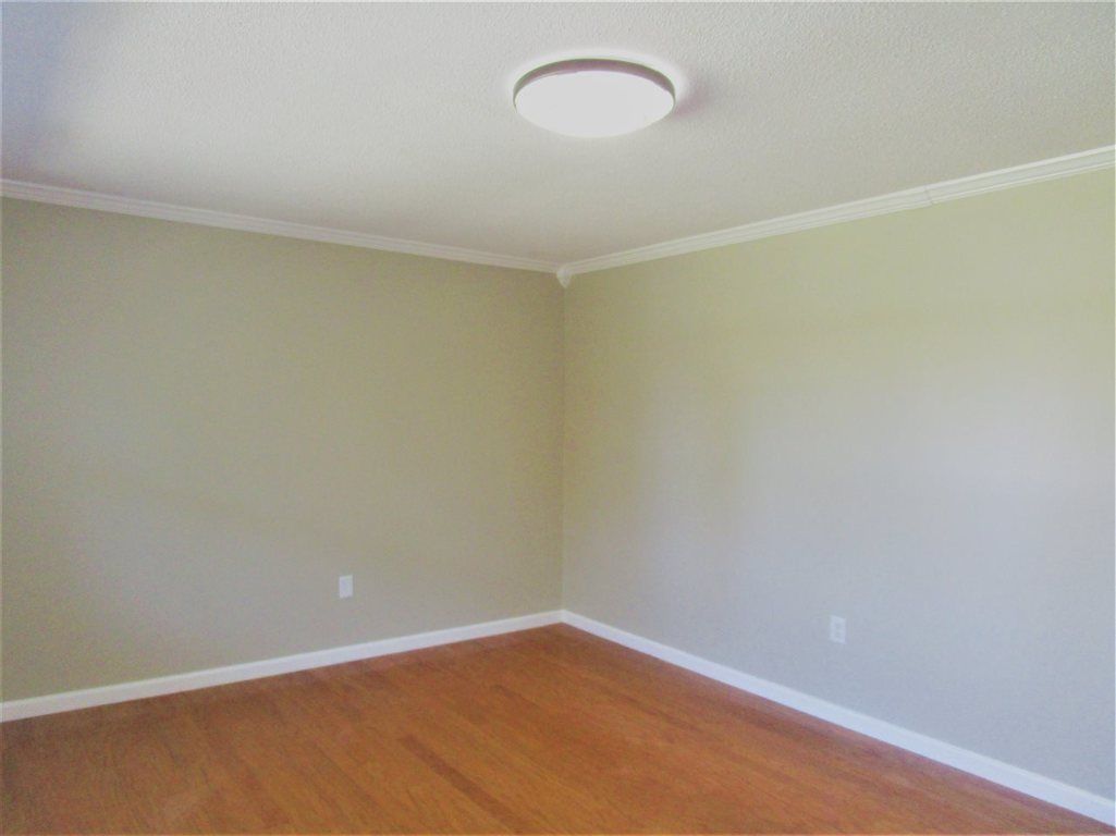 Property image 2 at 1041 Greenwood, Anderson, SC 29621