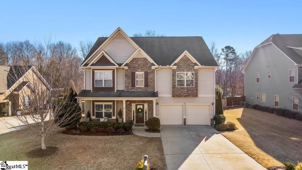 Main image of property at 233 Colfax Drive, Boiling Springs, SC 29316