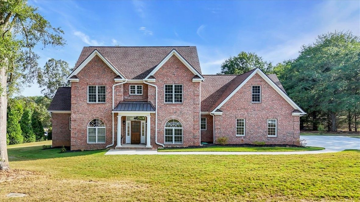 Main image of property at 101 Harvester Row, Easley, SC 29642
