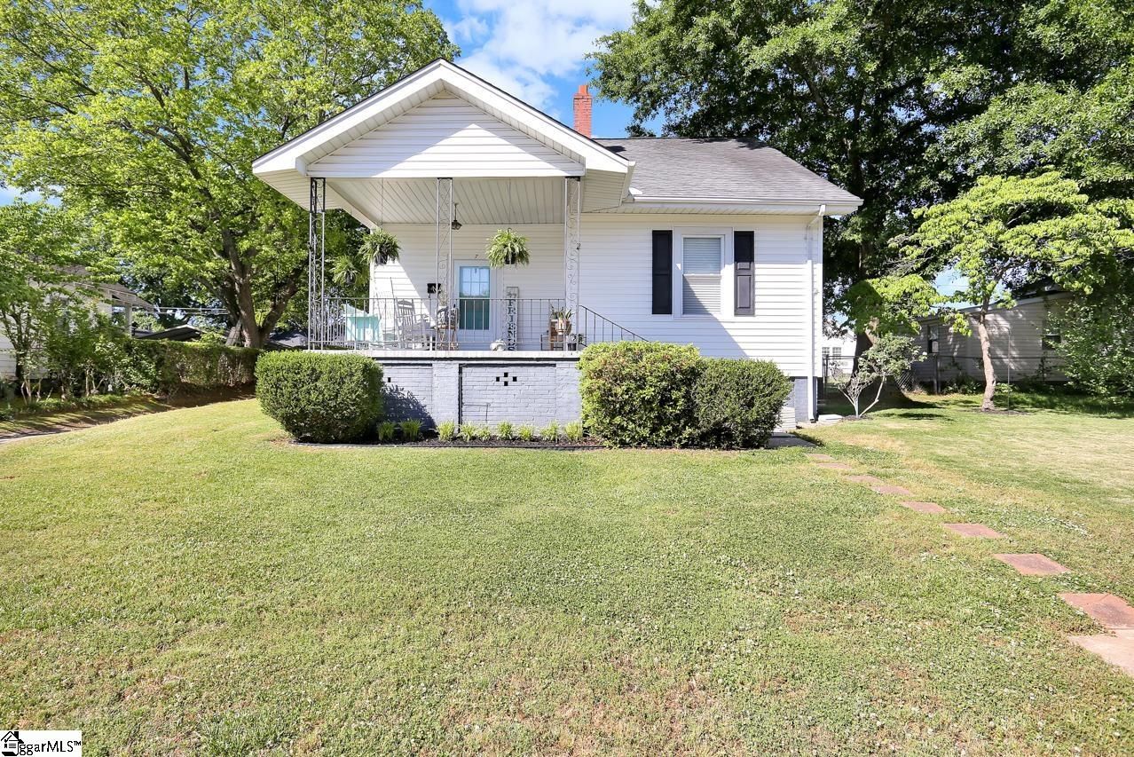 Main image of property at 7 Crescent Street, Lyman, SC 29365