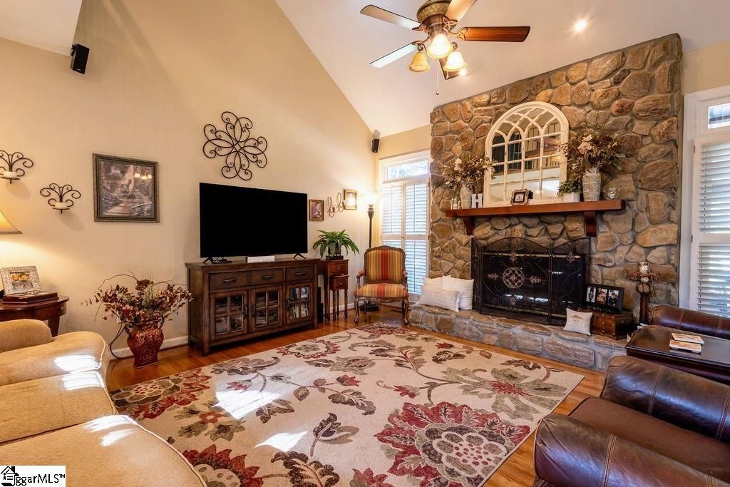 Property image 5 at 101 Farmwood Drive, Fountain Inn, SC 29644