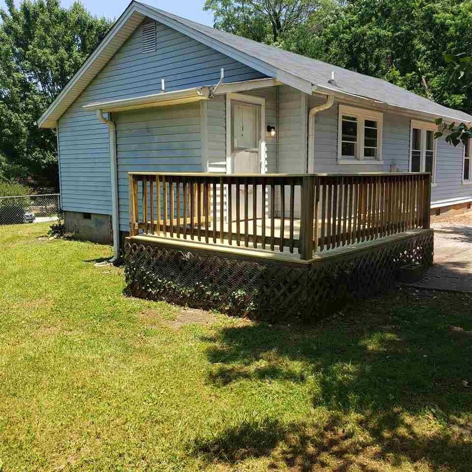 Property image 4 at 115 Leo Lewis Street, Greenville, SC 29609
