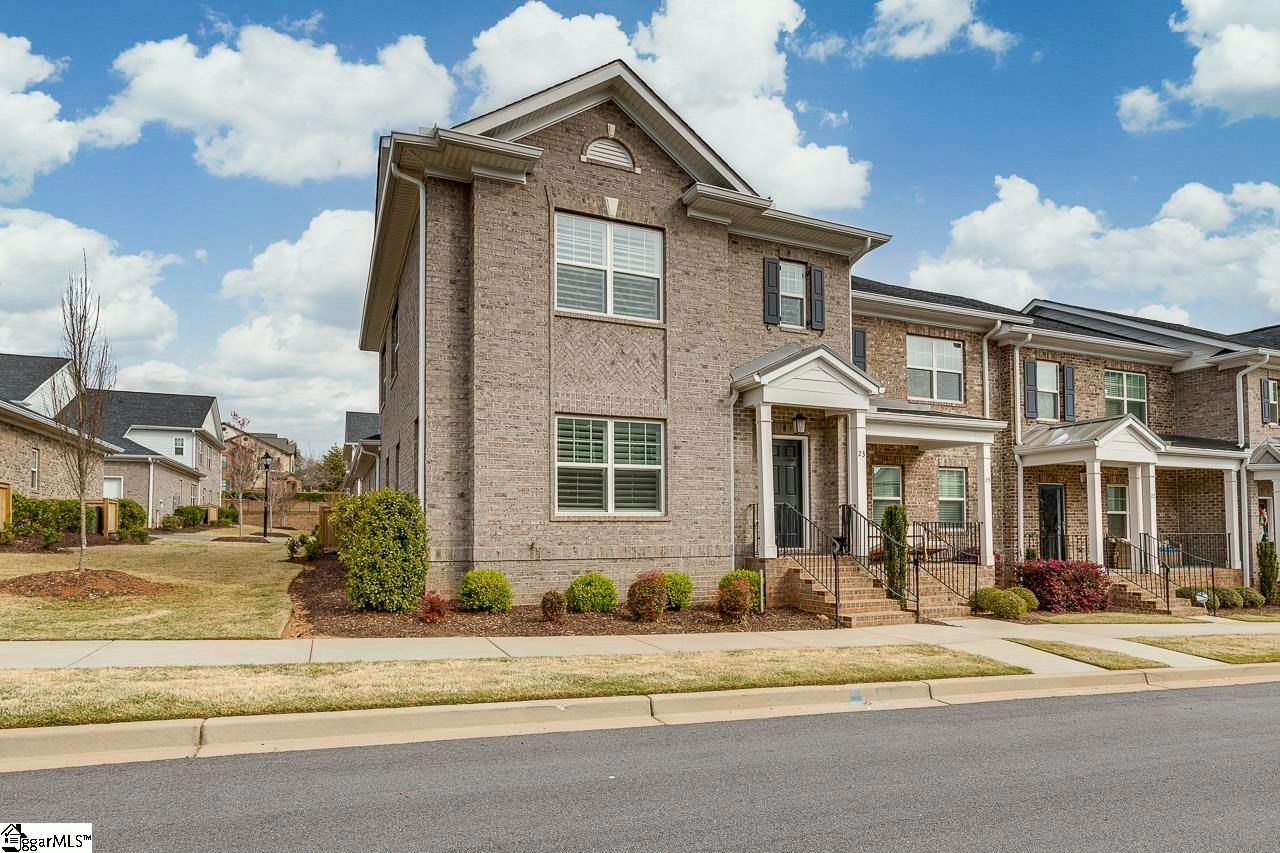 Property image 3 at 23 Peckham Street, Greenville, SC 29607