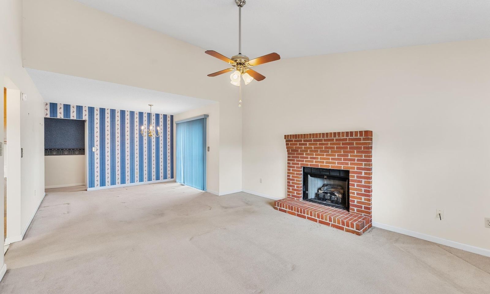 Property image 4 at 2 Ridgeside Court, Greenville, SC 29617-1755