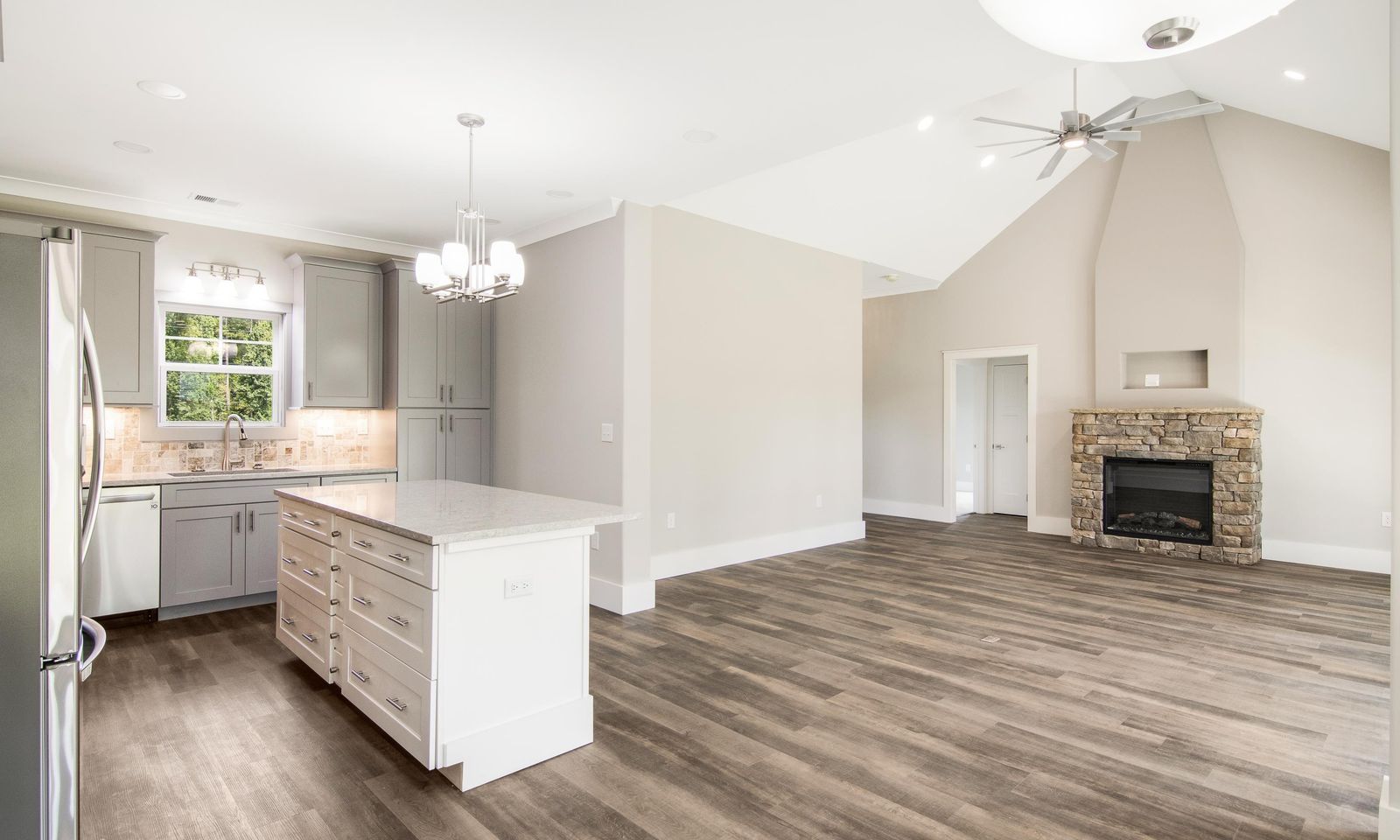 Property image 5 at 703 Ploma Drive, Seneca, SC 29678