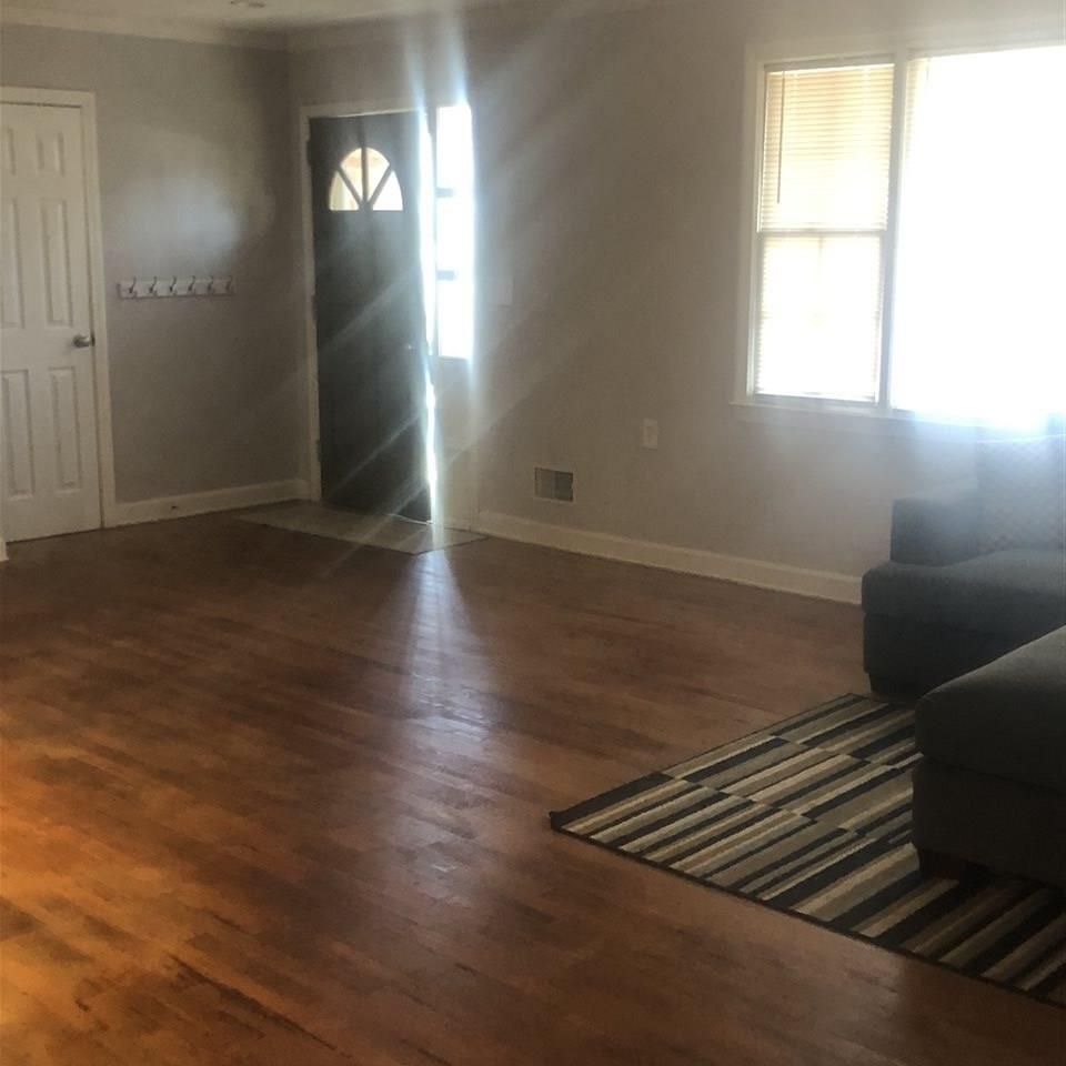 Property image 3 at 808 Pine Creek Drive, Greenville, SC 29605