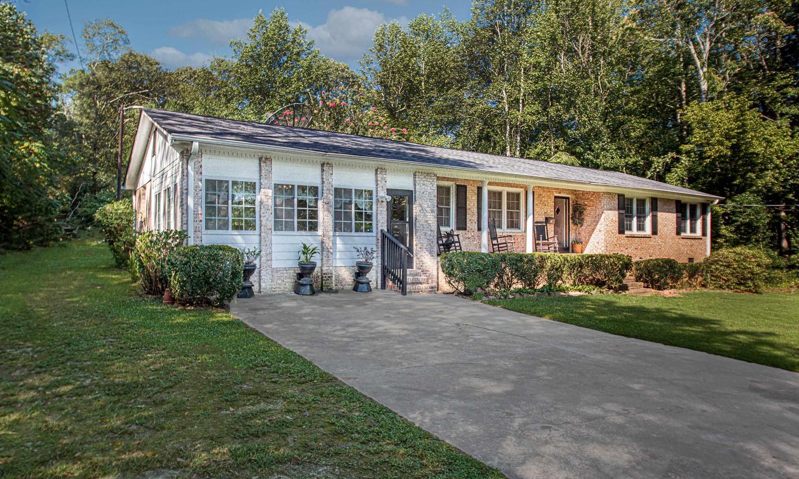 Property image 2 at 122 Barwood Circle, Greenville, SC 29611