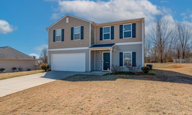916 Echo Ridge Drive