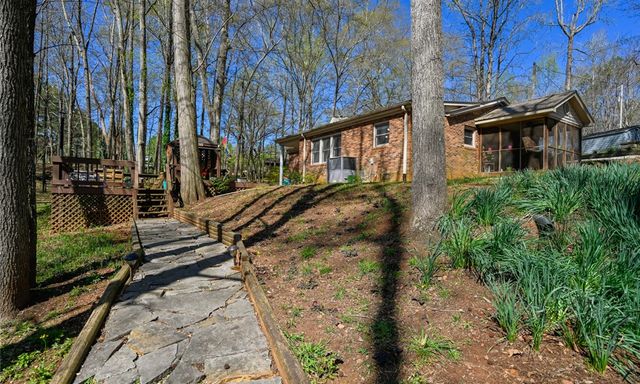 350 Wild Rose Lane