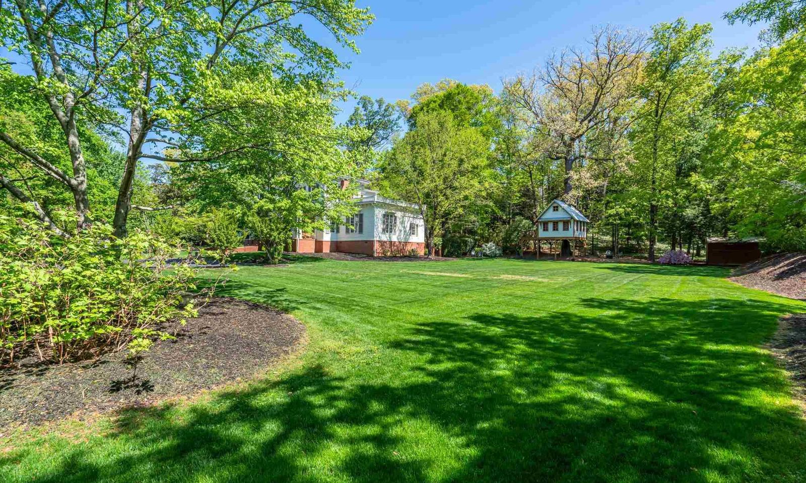 Property image 3 at 8 Bennett Street, Greenville, SC 29601