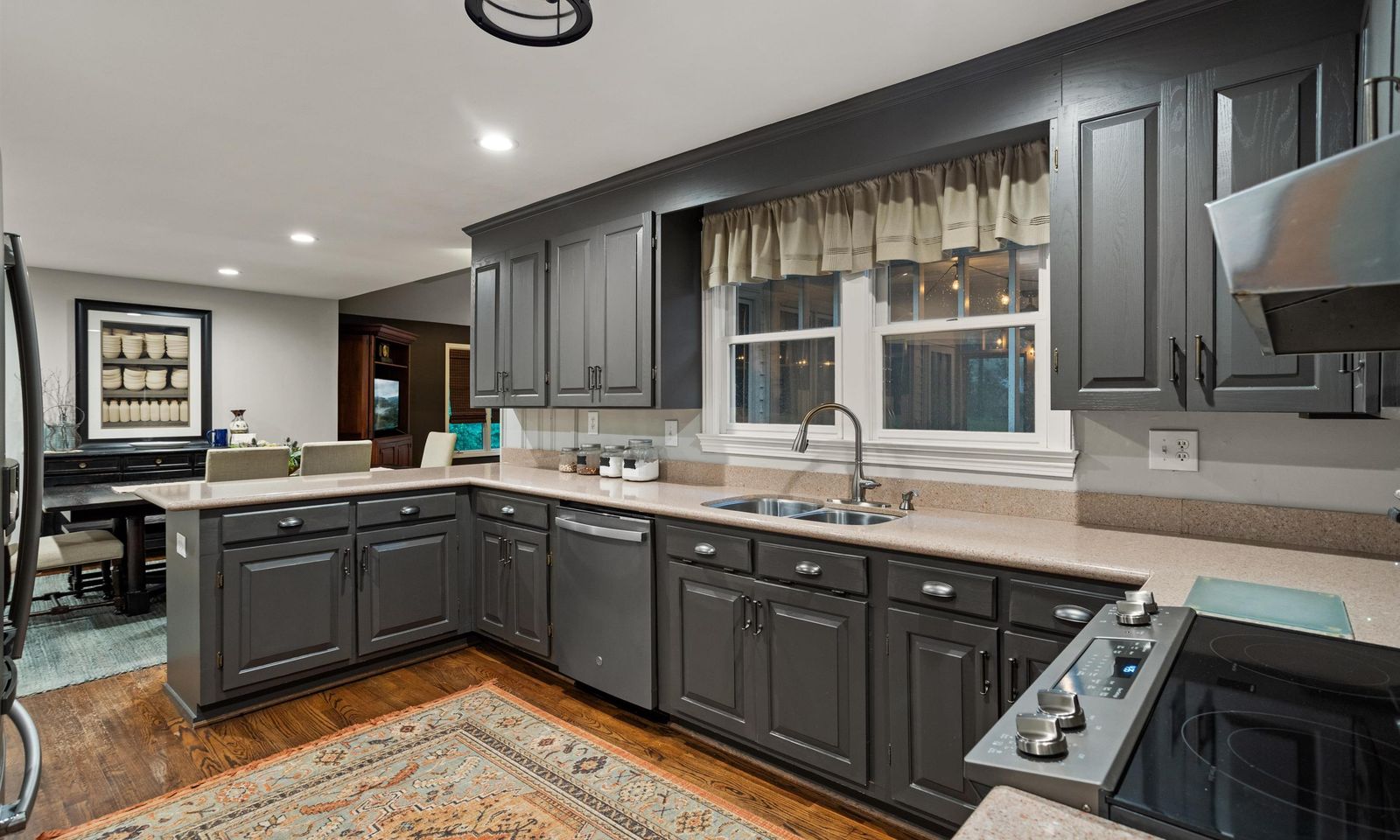 Property image 5 at 8 Shenandoah Drive, Greenville, SC 29615-1512