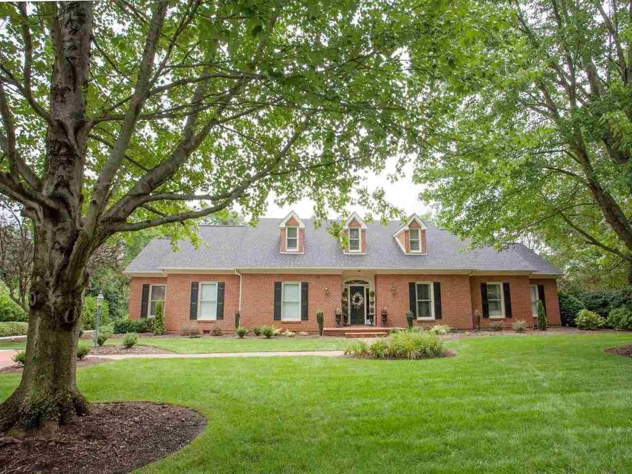 Main image of property at 219 Babbs Hollow, Greenville, SC 29607