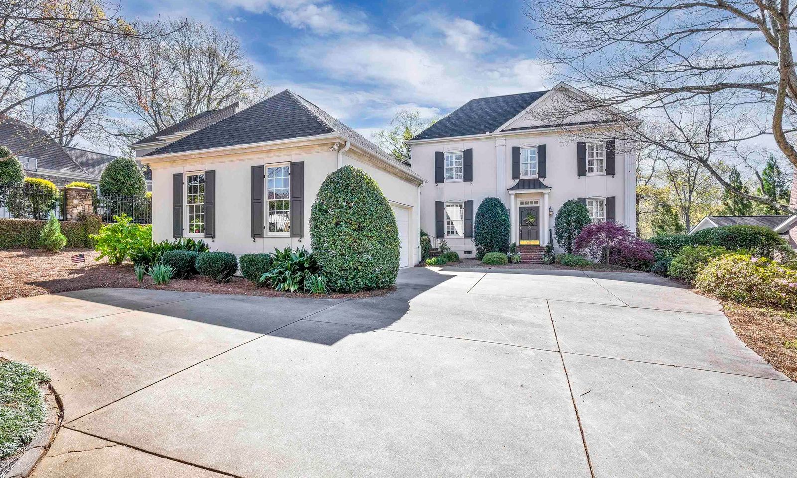 Property image 1 at 19 Landsdown Avenue, Greenville, SC 29601