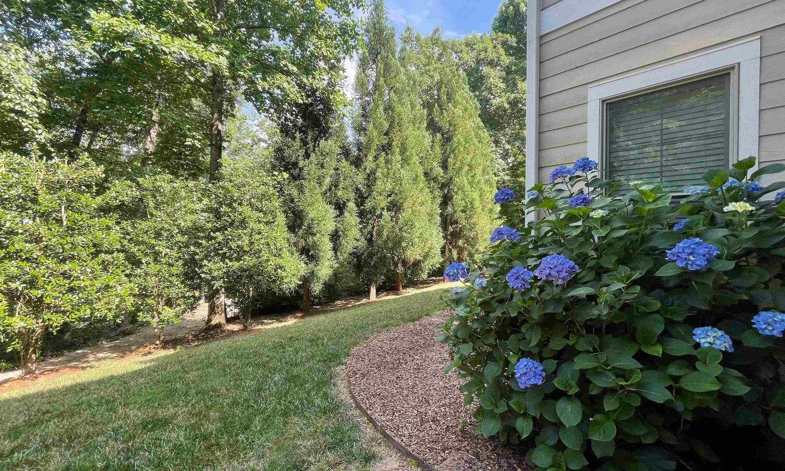 Property image 3 at 1478 Altamont Road, Greenville, SC 29609