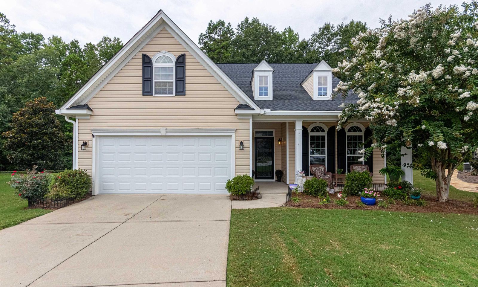 Main image of property at 109 ALDERSHOT Way, Simpsonville, SC 29681