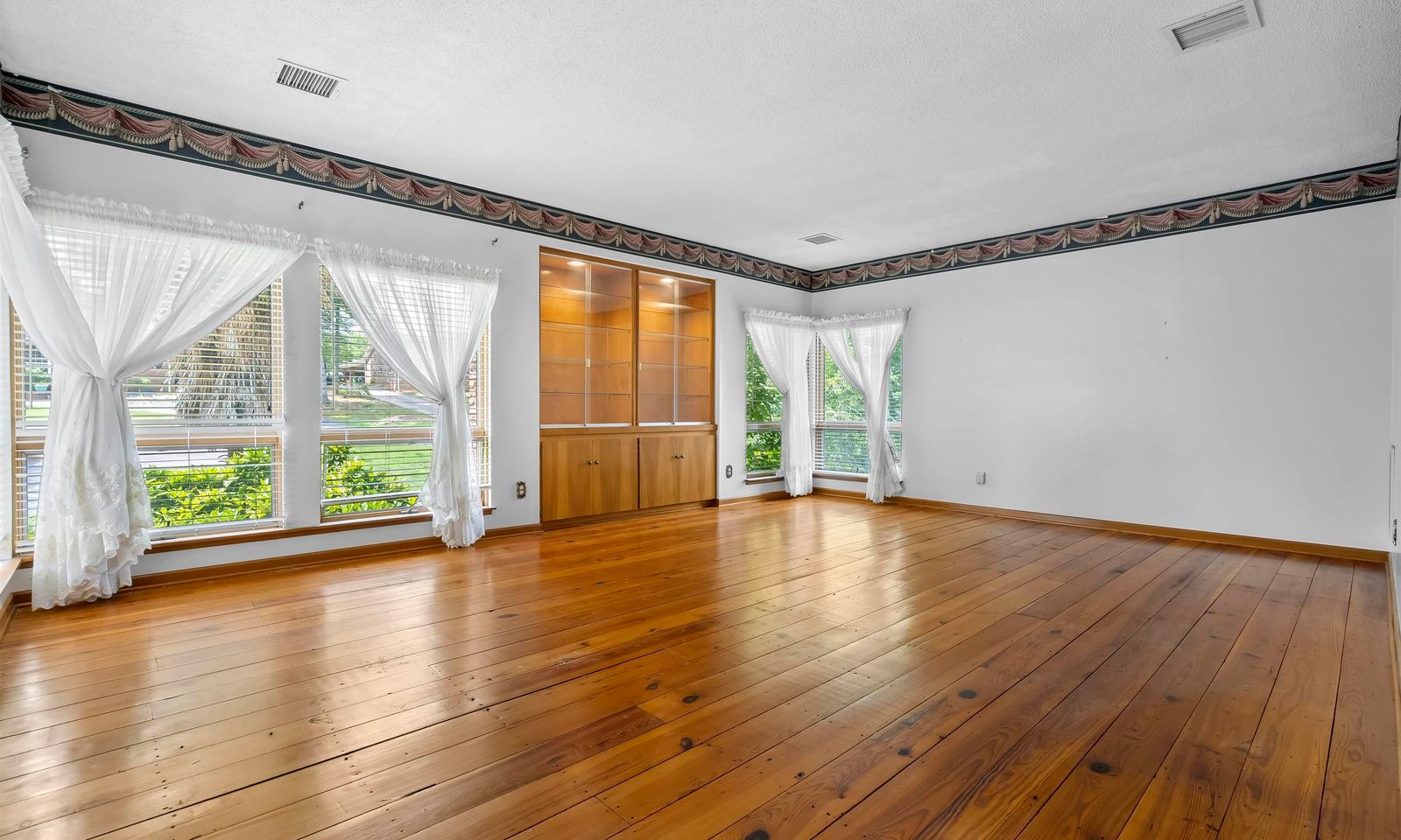 Property image 5 at 114 Brian Drive, Spartanburg, SC 29307