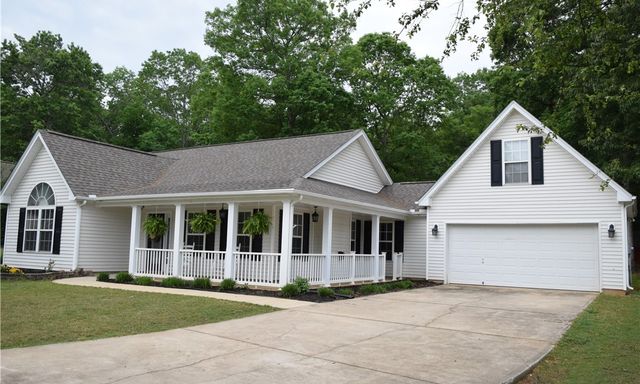 125 Largess Lane