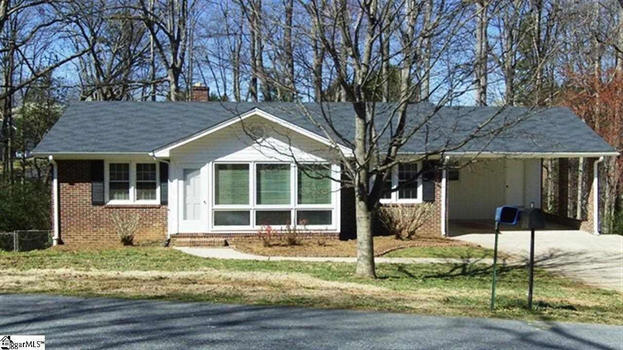 Property image 1 at 109 Pinewood Drive, Greer, SC 29651