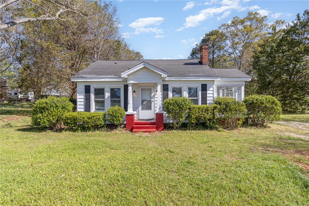Main image of property at 96 Main Street, Pelzer, SC 29669