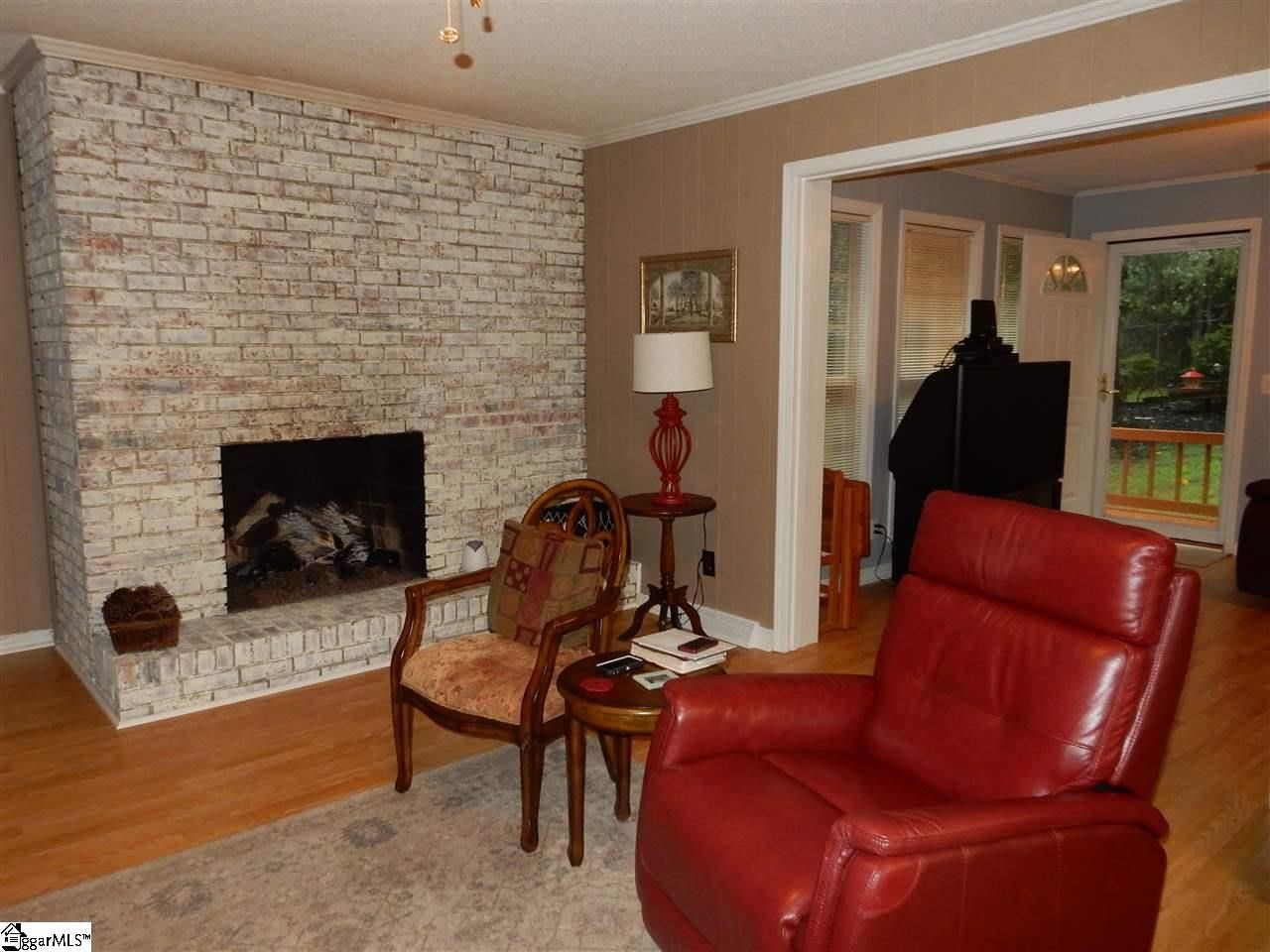 Property image 4 at 8 BURLWOOD Court, Taylors, SC 29687