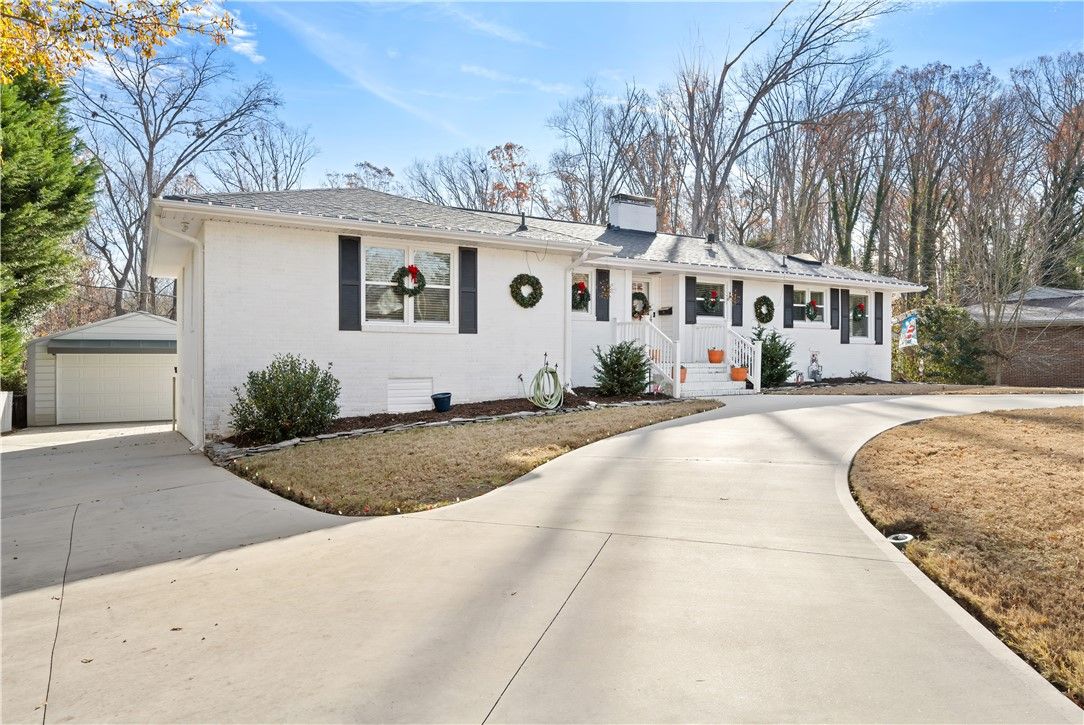 Property image 2 at 126 Tanglewood Drive, Anderson, SC 29621