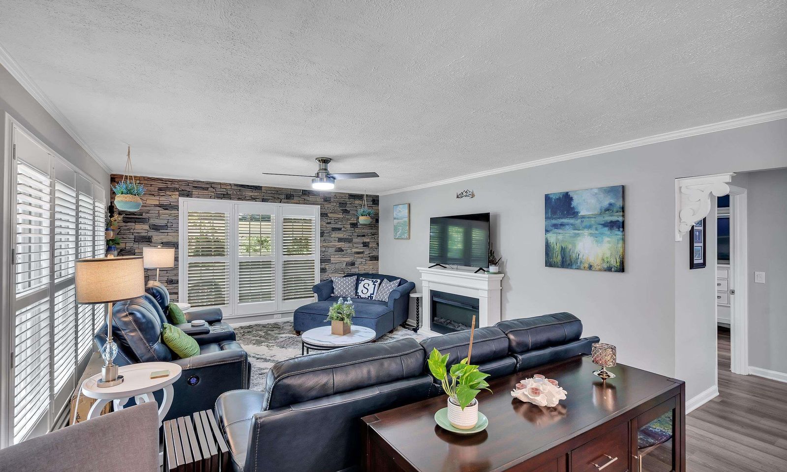 Property image 3 at 213 Harts Lane, Simpsonville, SC 29681