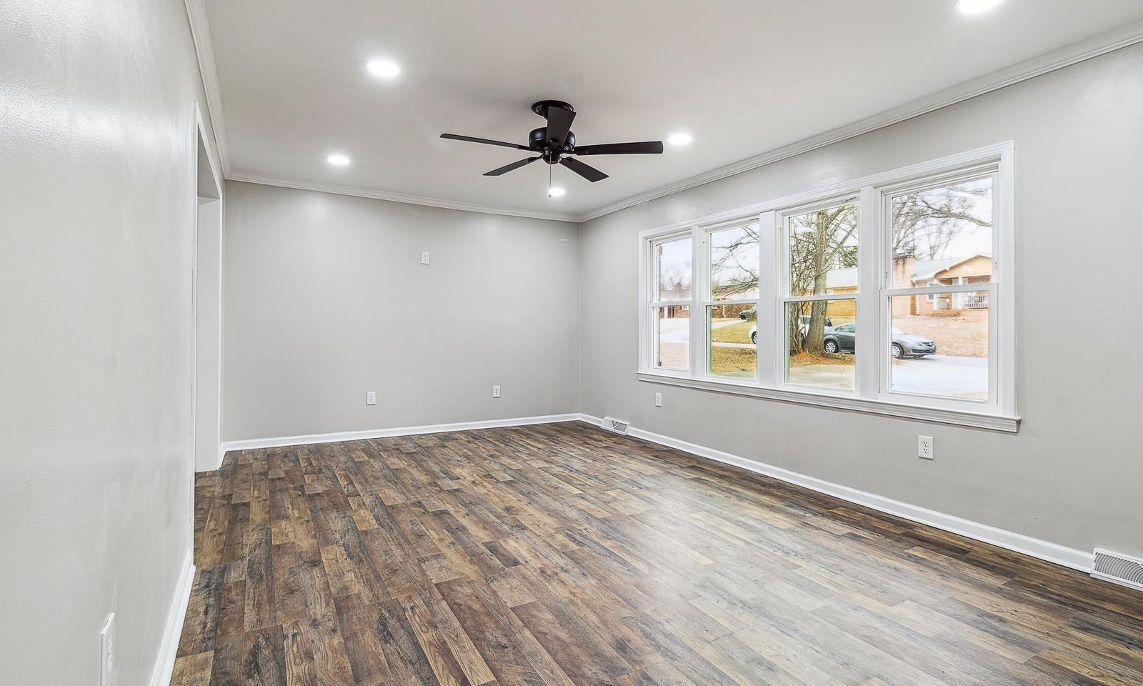 Property image 2 at 112 Basswood Drive, Mauldin, SC 29662